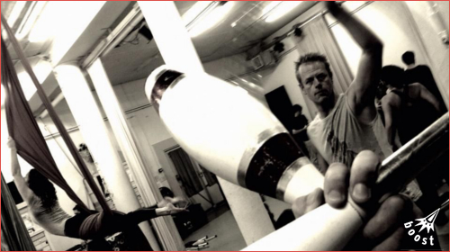 Floris Brouwer bij circuswerkplaats Boost